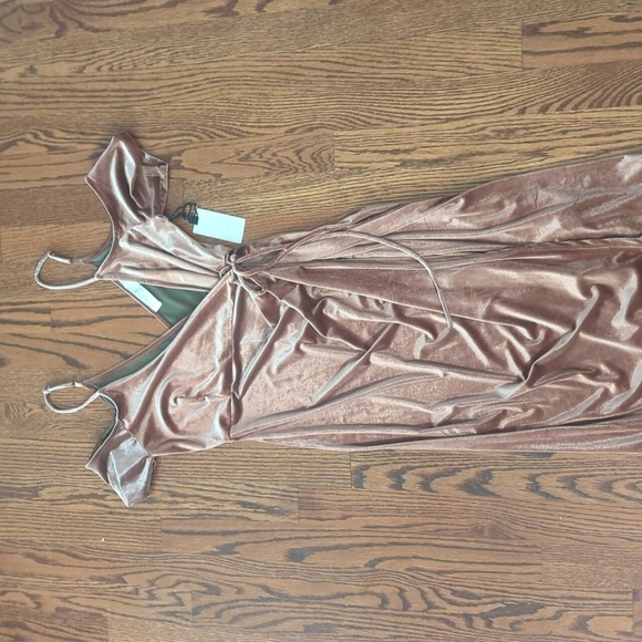 ASTR The Label Dress Mauve Velvet Slip Dress Wrap Mini Party NWT Sz M - Picture 7 of 9